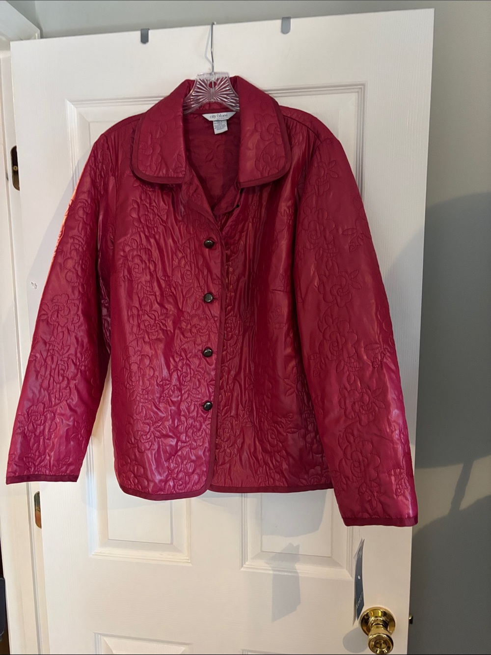 New Koret Pink Quilted Floral-Embroidered Puffer Jacket